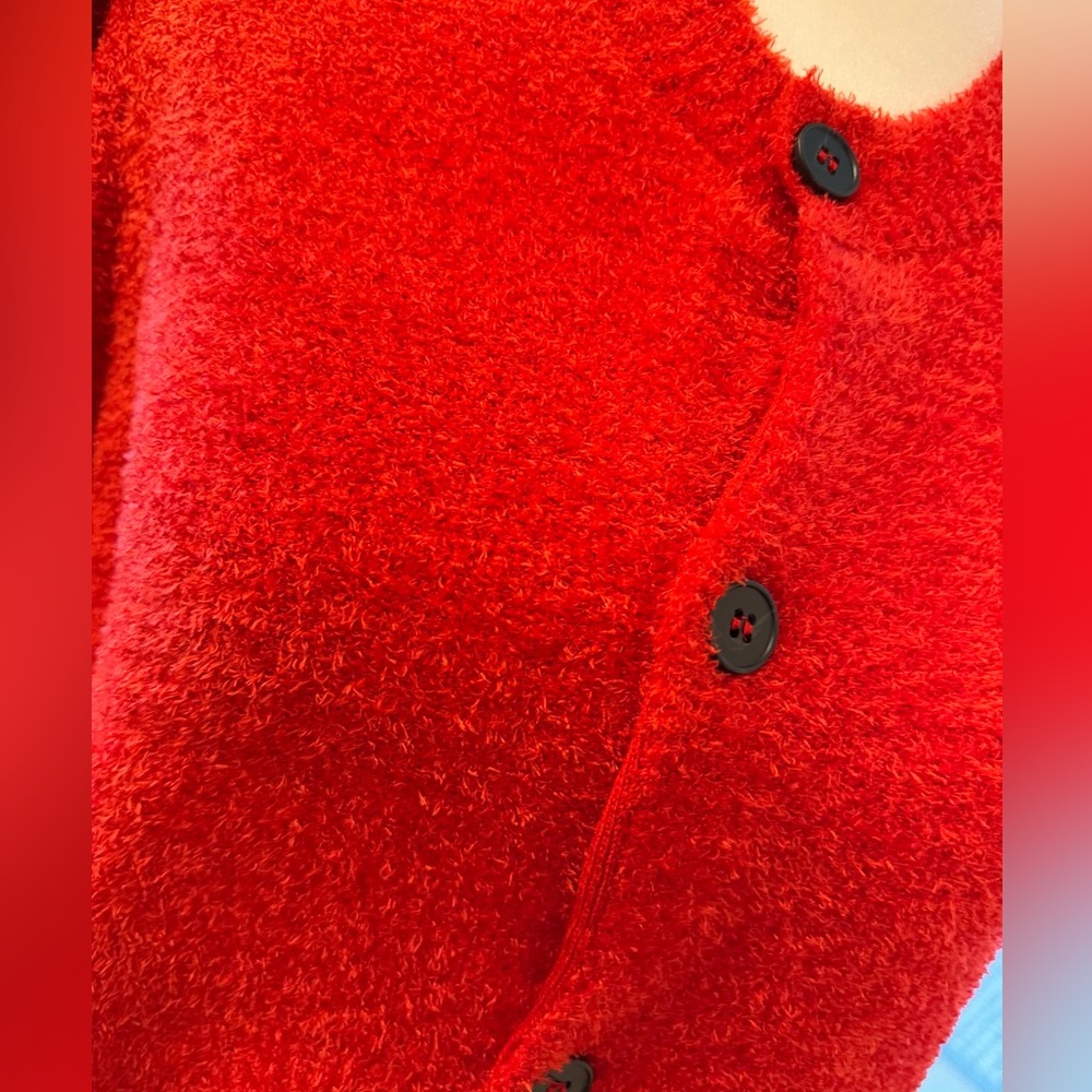 Zenana Ladies Long Sleeve Soft Button Up Sweater Cardigan Red Small New! - Picture 2 of 6